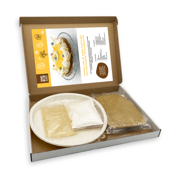 BEDANKTDOOS, DIY Limburgse Paas vlaai met echte bakkers ingrediënten, leuk om te doen voor jong en oud, zelf bakken met vers deeg, leaflet met bakinstructie in open doos